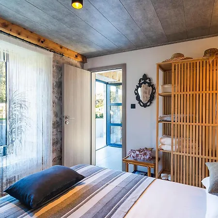 2 Bedroom Gorgeous In * Gdinj